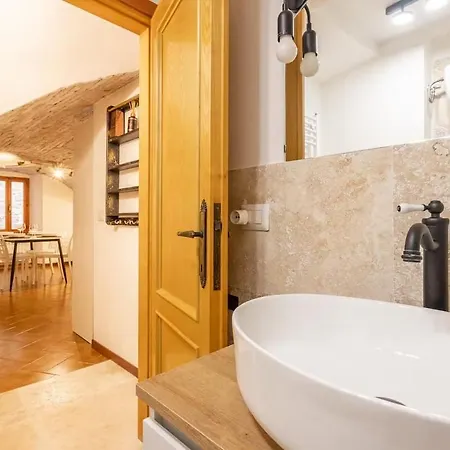Apartamento Viola - Bohemian 1-bedroom Flat In Artists' Quarter Perugia