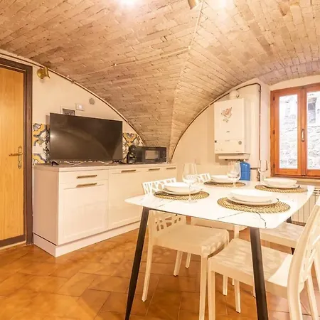 Viola - Bohemian 1-bedroom Flat In Artists' Quarter