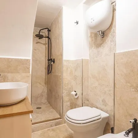 Viola - Bohemian 1-bedroom Flat In Artists' Quarter Appartamento